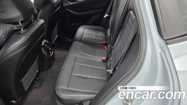 BMW X4 xDrive20i M Sport — Фото автомобиля 26