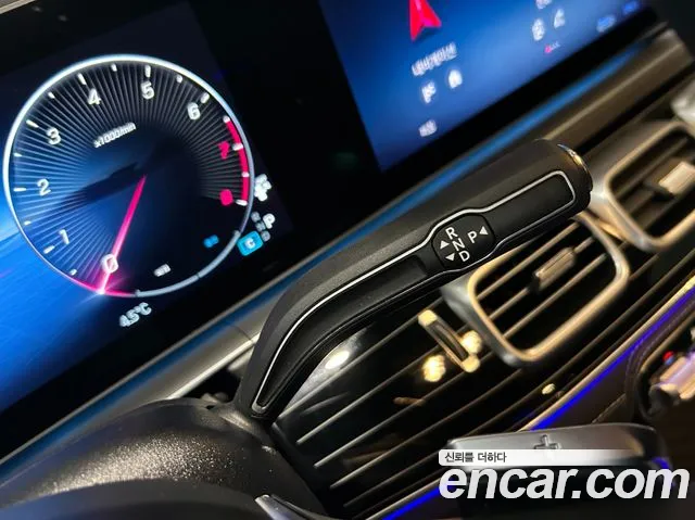 Mercedes-Benz GLS-Class — Фото автомобиля 9