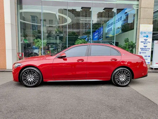 Mercedes-Benz Mercedes-Benz C-Class 2023 Facelift C 200 L Sport Edition — Фото автомобиля 3