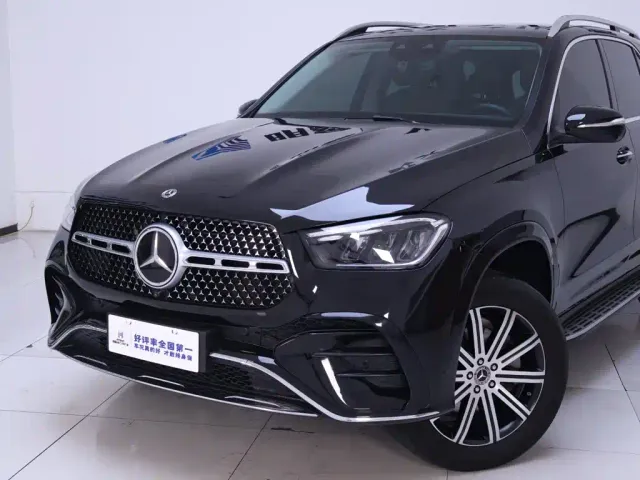 Mercedes-Benz GLE-Class — Фото автомобиля 3