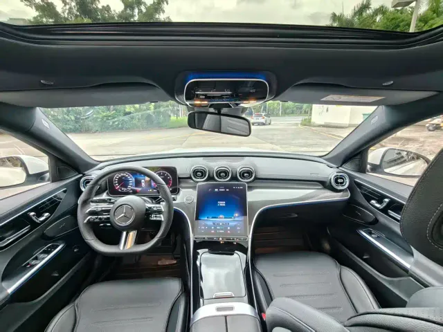 Mercedes-Benz C-Class — Фото автомобиля 5