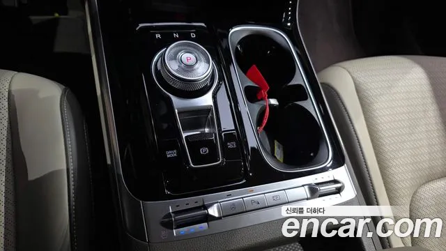 Kia Canival Carnival 4 поколение Бензин 7 мест Signature — Фото автомобиля 9