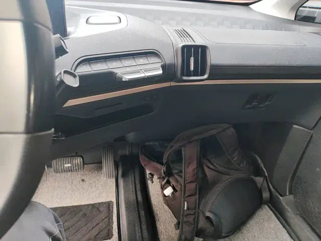 Baojun KiWi EV — Фото автомобиля 12
