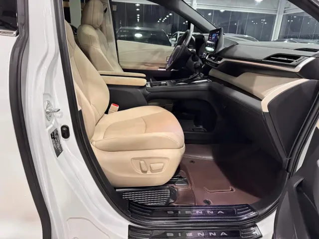 Toyota Granvia — Фото автомобиля 24