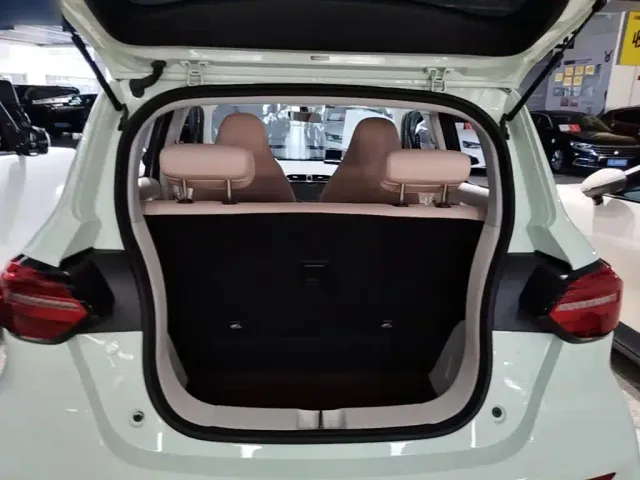 Leapmotor T03 — Фото автомобиля 18