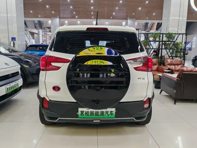 BYD Yuan Pro — Фото автомобиля 14
