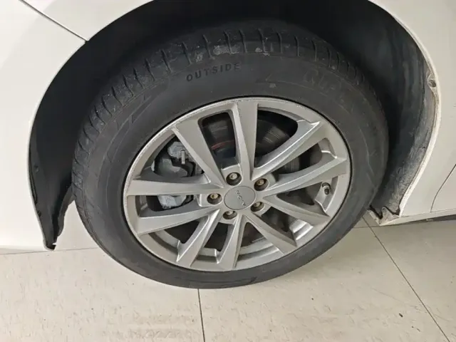 GAC Aion S — Фото автомобиля 24