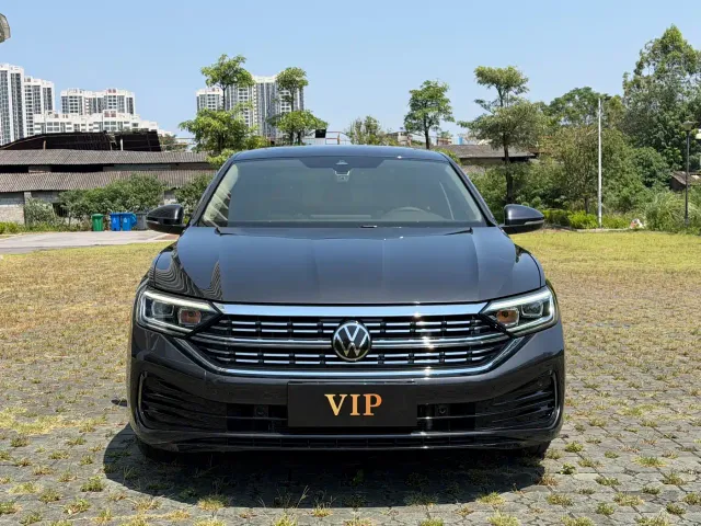 Volkswagen Sagitar — Фото автомобиля 2