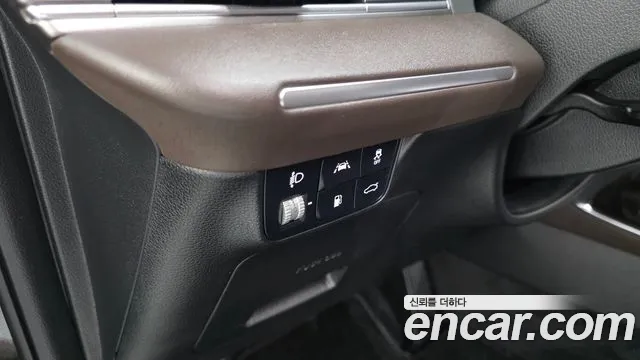Hyundai Grandeur New — Фото автомобиля 26