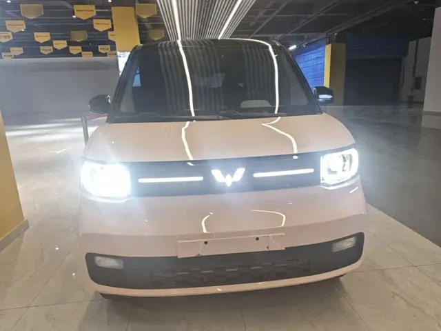 Wuling Hongguang Mini EV — Фото автомобиля 2