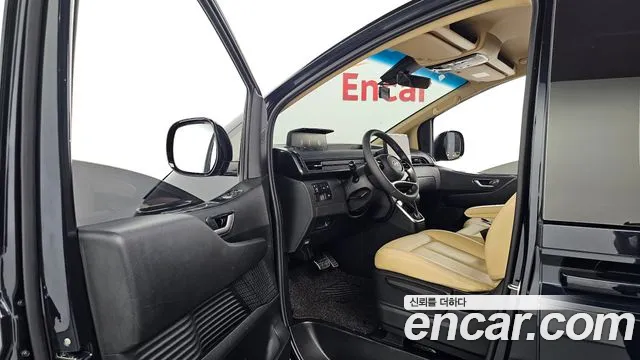 Hyundai Staria — Фото автомобиля 15