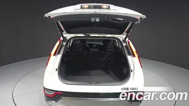 Kia Niro The All New Niro Signature — Фото автомобиля 18