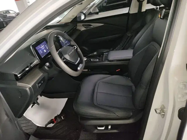 Wuling Starlight — Фото автомобиля 14