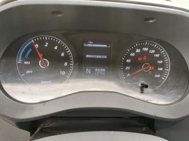 Wuling Motors Wuling Yangguang 2024 300KM Comfort Bus Version 75kW — Фото автомобиля 7