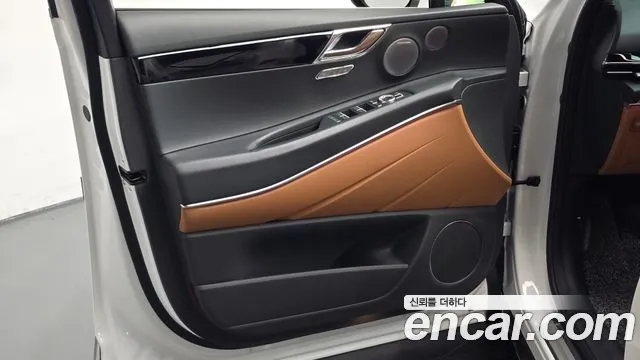 Genesis GV80 — Фото автомобиля 13