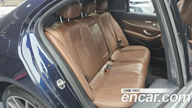 Mercedes-Benz E-Class W213 — Фото автомобиля 18