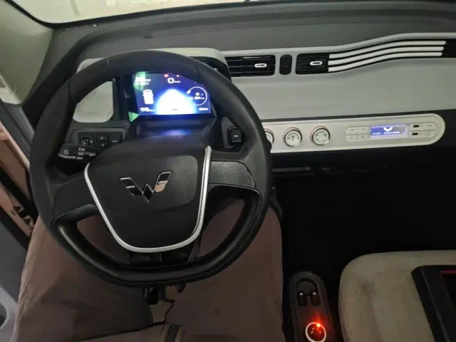 Wuling Hongguang Mini EV — Фото автомобиля 9