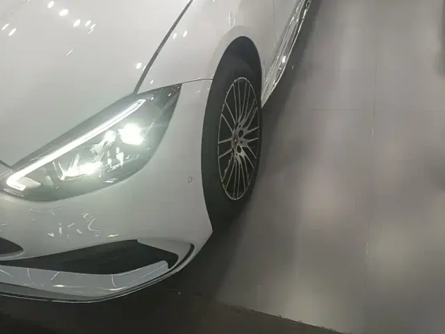 Mercedes-Benz C-Class — Фото автомобиля 22