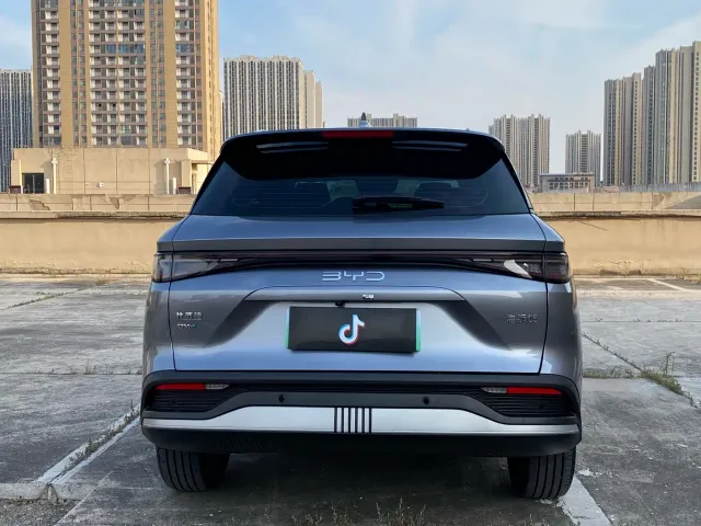 BYD Seal 05 DM-i — Фото автомобиля 6