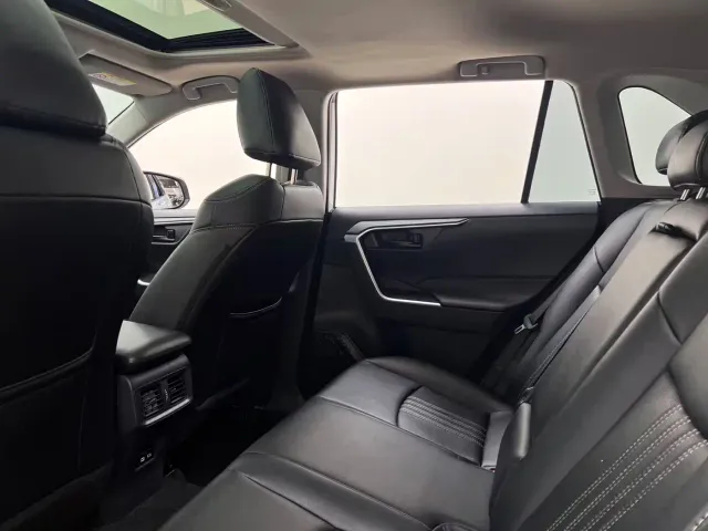 Toyota RAV4 Rongfang Dual Engine E+ — Фото автомобиля 20