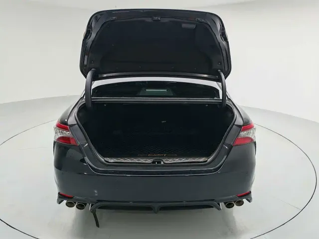 Toyota Camry — Фото автомобиля 14