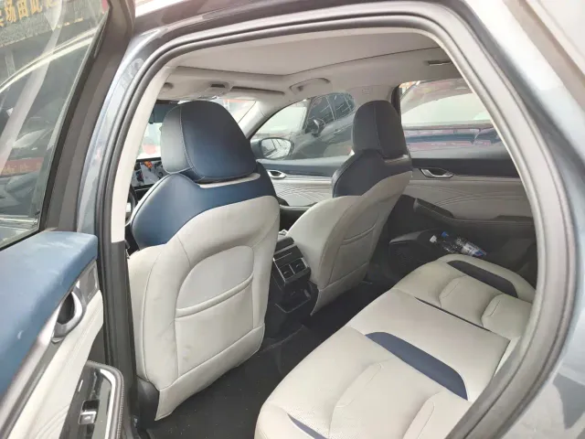 Geely Xingrui — Фото автомобиля 4