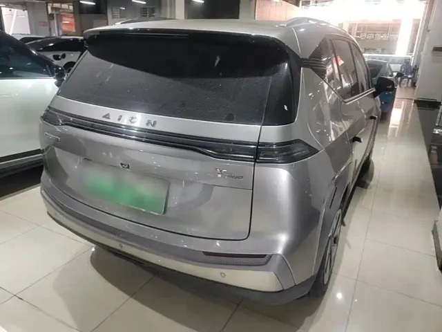 GAC Aion Y — Фото автомобиля 6