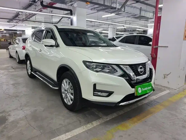 Nissan X-Trail — Фото автомобиля 3