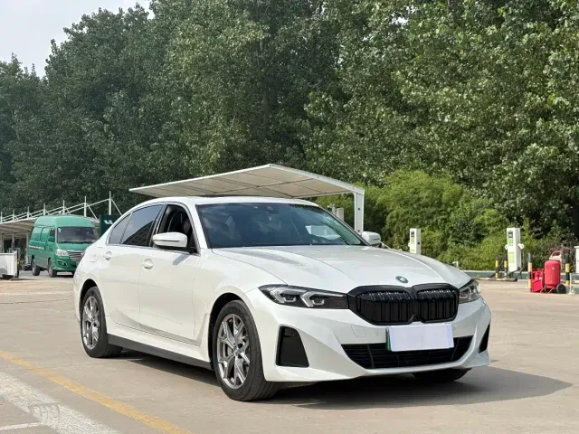 BMW i3 — Фото автомобиля 3