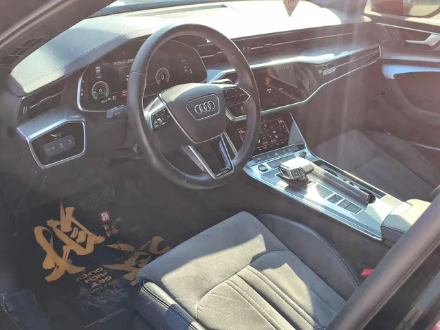 Audi A6L — Фото автомобиля 16