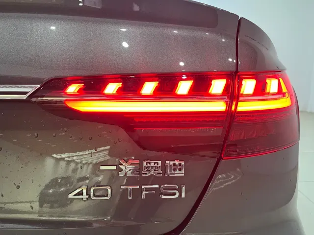Audi A4L — Фото автомобиля 15
