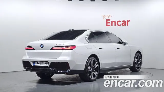 BMW 7-Series 7 серия (G70) — Фото автомобиля 2