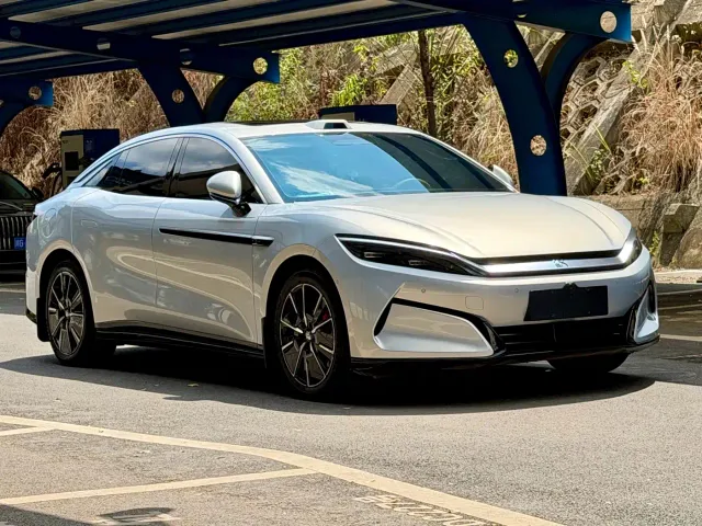 BYD Han L — Фото автомобиля 3