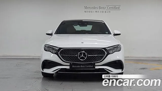 Mercedes-Benz E-Class — Фото автомобиля 3
