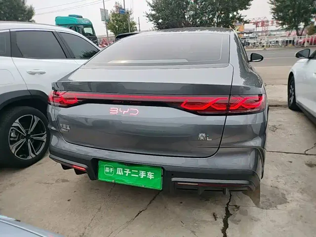 BYD Qin L — Фото автомобиля 5