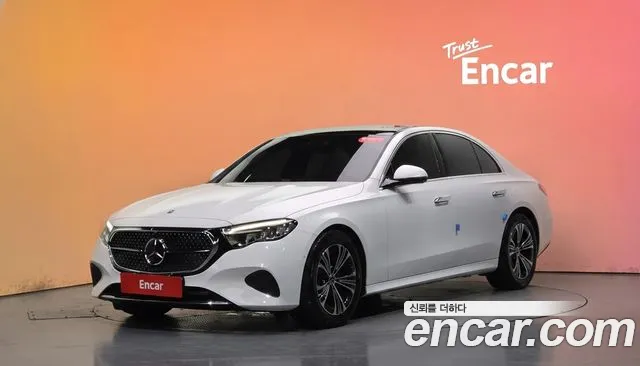 Фотография автомобиля — Mercedes-Benz E-Class W214