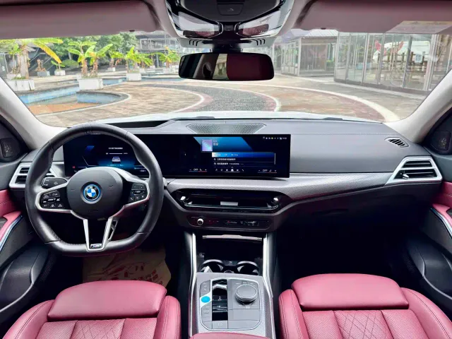 BMW i3 — Фото автомобиля 9