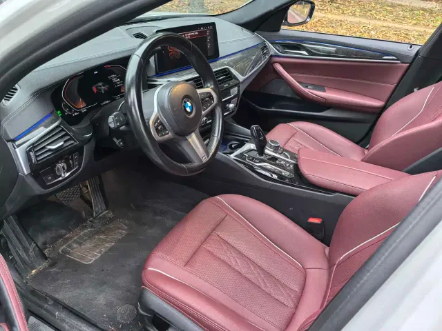 BMW 5 Series — Фото автомобиля 4