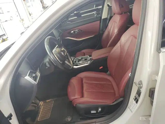 BMW 3 Series — Фото автомобиля 14