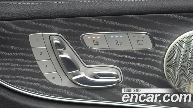Mercedes-Benz E-Class — Фото автомобиля 19