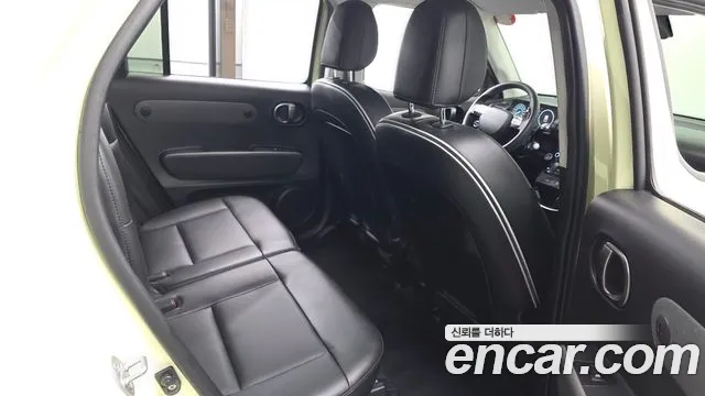 Hyundai Casper Electric — Фото автомобиля 12
