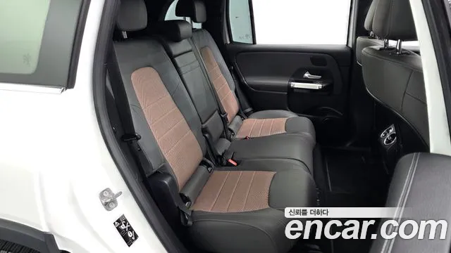 Mercedes-Benz EQB X243 — Фото автомобиля 17