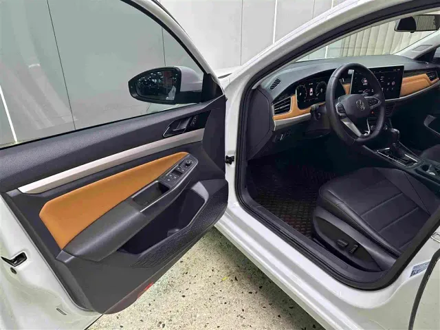 Volkswagen Bora — Фото автомобиля 15