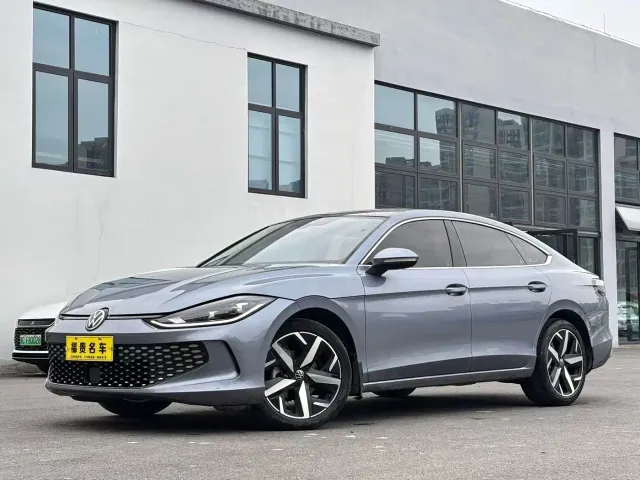 Фотография автомобиля — Volkswagen Lamando
