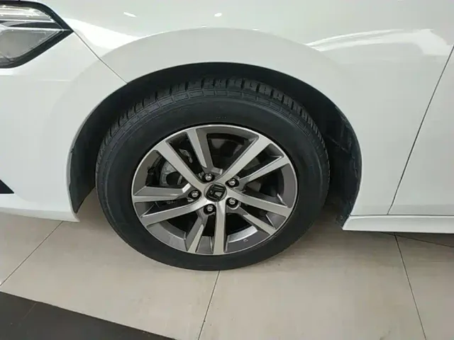 Honda Civic — Фото автомобиля 22