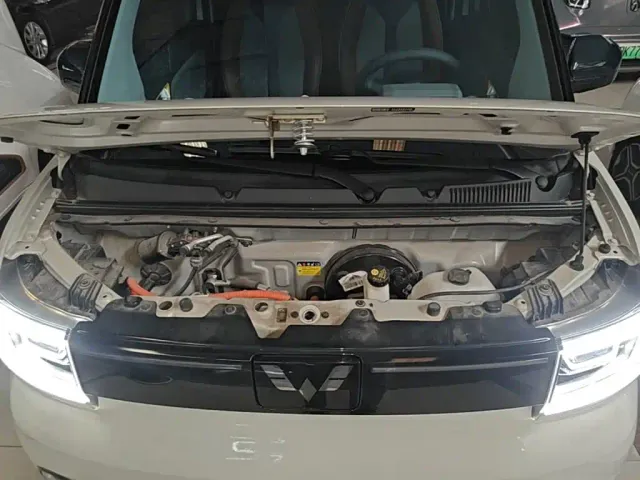 Wuling Hongguang Mini EV — Фото автомобиля 19