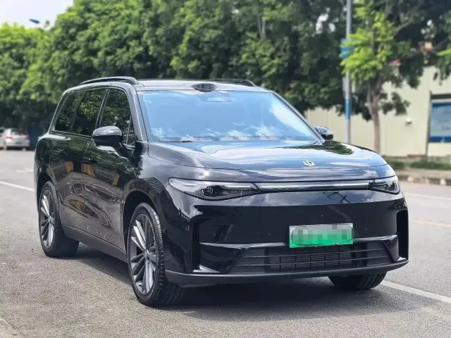 Leapmotor Leapmotor C16 2026 Model Year EREV 280 LiDAR Premium Edition 6-Seater — Фото автомобиля 2