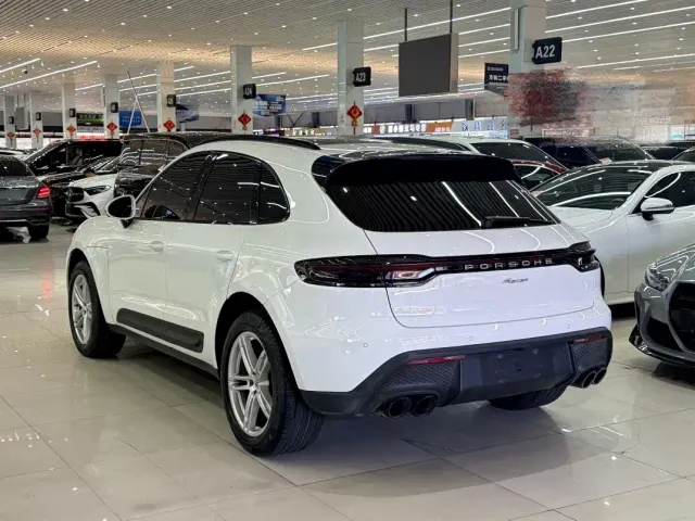 Porsche Macan — Фото автомобиля 6