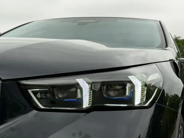 BMW 5 Series — Фото автомобиля 4