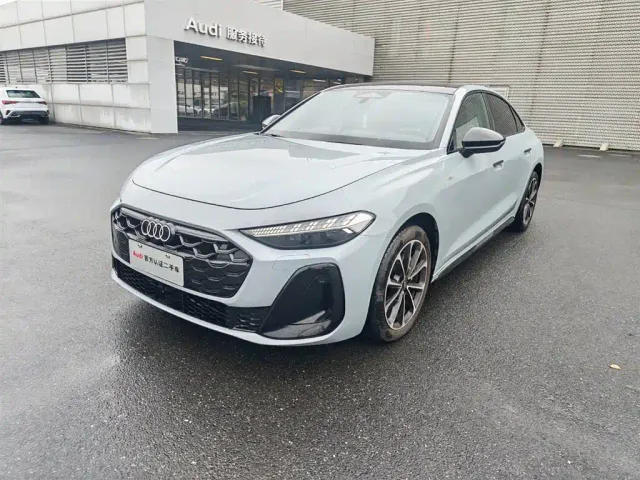 Фотография автомобиля — Audi A5L
